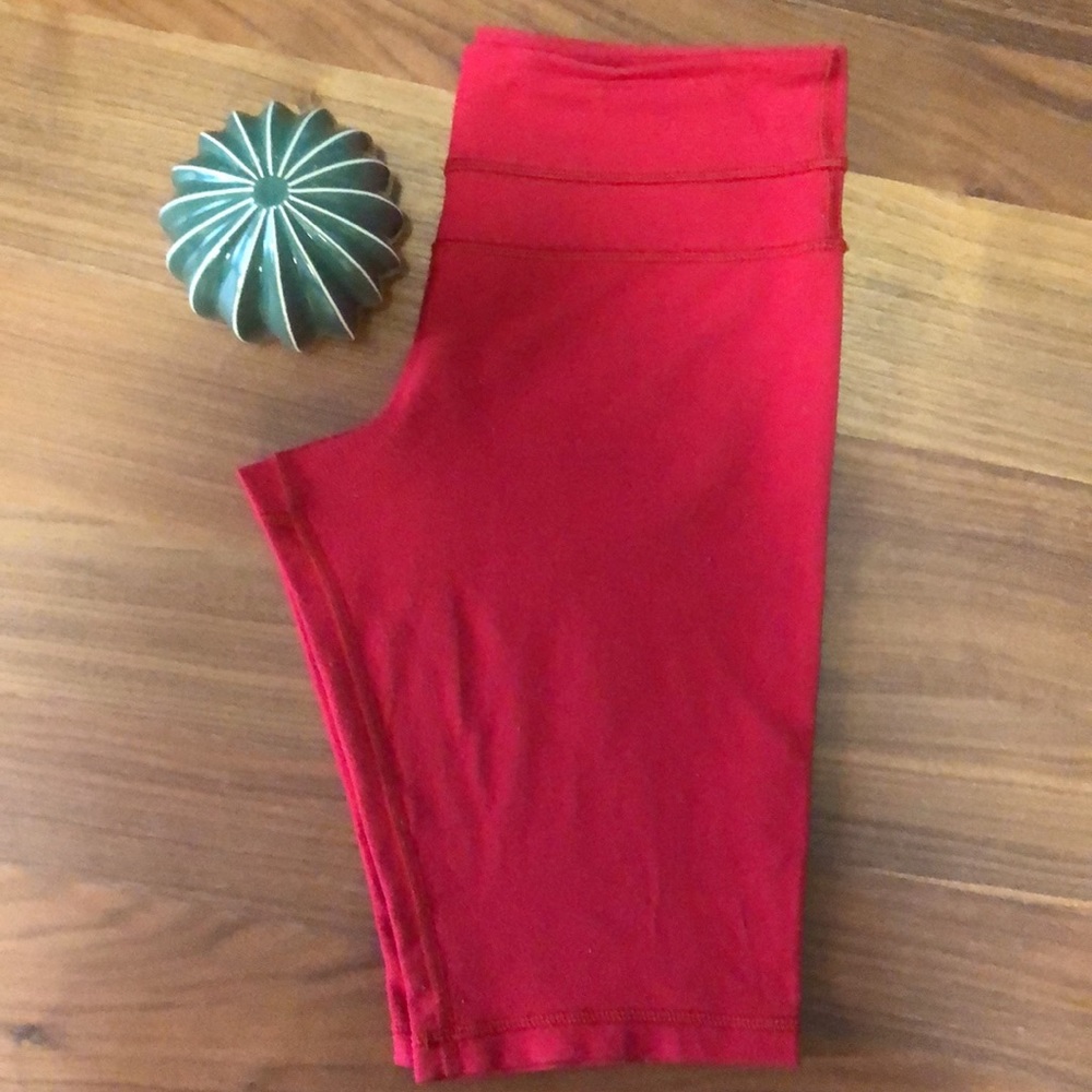Lululemon short